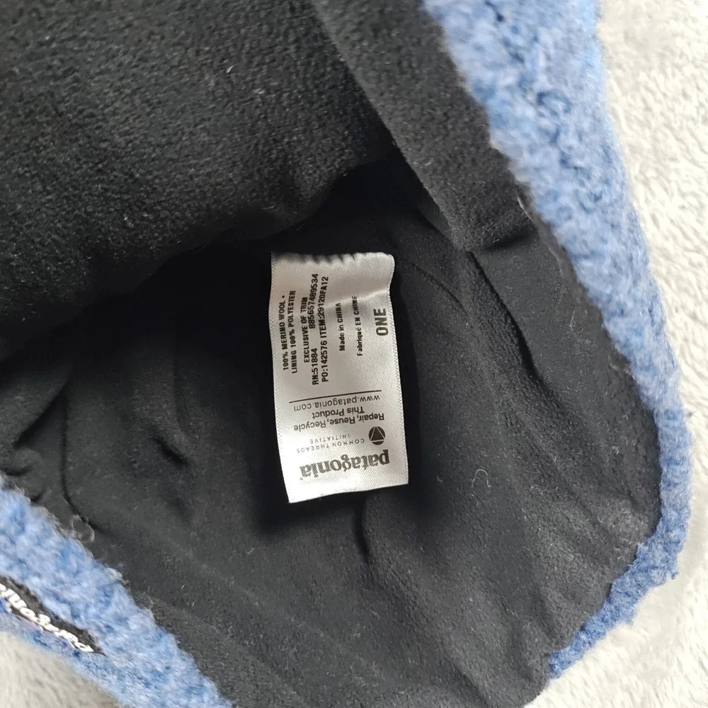 Patagonia Beanie Mens One Size Blue Striped Merino Wool Fleece Lined 29120